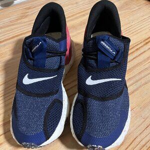 Nike  Glide FlyEase women's sneakers